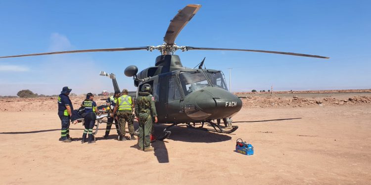 Iª Brigada Aérea realizó evacuación aeromédica luego de accidente en sector de Huatacondo en la región de Tarapacá