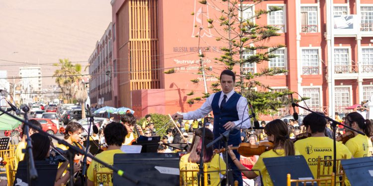 Emotivo concierto homenajeó al maestro Bernardo Ilaja Calizaya en Iquique