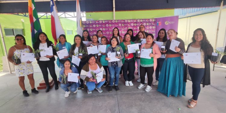 Participación y empoderamiento en los encuentros comunales del programa SernamEG Mujeres Jefas de Hogar 2024
