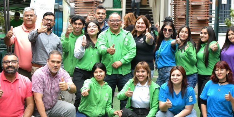 Estudiantes que rindieron la PAES participaron de dinámica fiesta matutina en Iquique