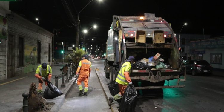 Municipalidad de Iquique informa modificación en servicio de extracción de basura domiciliaria por Año Nuevo