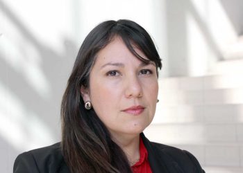 Más allá del espejo: Reflexiones sobre los trastornos alimentarios