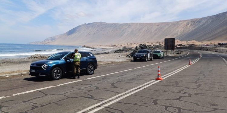 17 conductores fueron detenidos por conducir bajo efecto de drogas y alcohol este fin de semana
