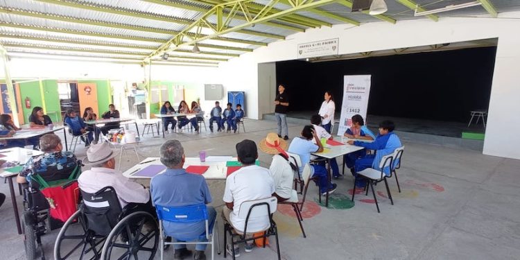 SENDA Previene realiza actividad que reúne a estudiantes y adultos mayores de Pachica