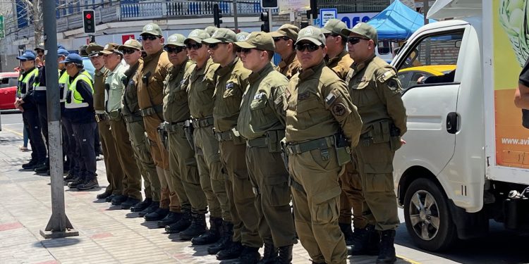 En la Plaza Condell se lanzó programa “Navidad Segura”