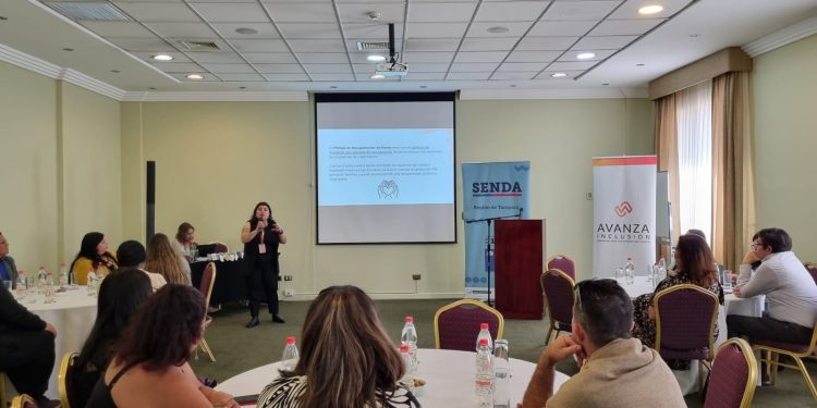 SENDA Tarapacá y Avanza Inclusión concluyen con éxito primera versión del pilotaje pares especialistas en recuperación