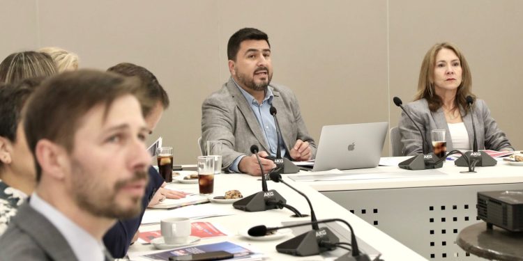 Director Nacional del Trabajo presentó el informe semestral sobre funcionamiento de la Ley Karin