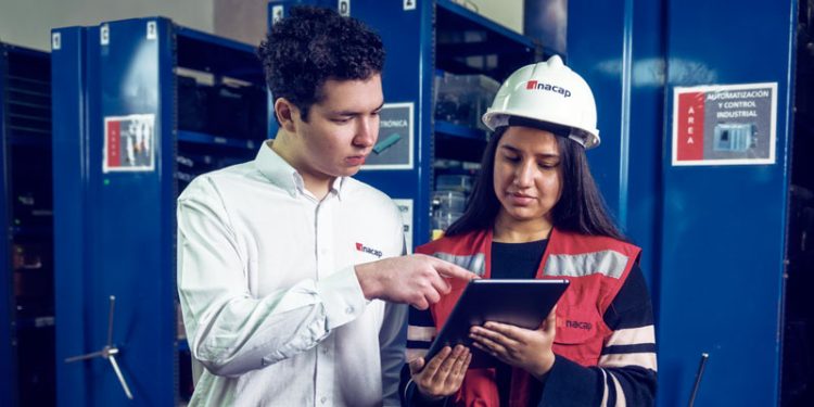 117 Inacapinos de Arica a Punta Arenas obtuvieron el certificado CHECK WMS para el área de la Logística