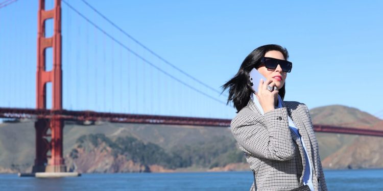 La nueva serie Galaxy S25 permitirá traducir y transcribir llamadas en 20 idiomas diferentes