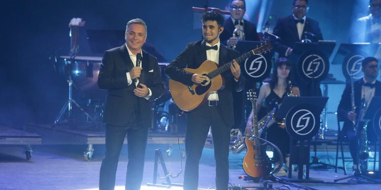 Tercera noche del Festival de Olmué lideró la sintonía con notable presentación de Luis Jara y sus músicos