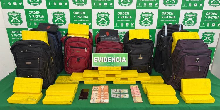 Siguen las incautaciones de drogas comenzando 2025: Conductor detenido con 179 kilos de cocaína y pasta base