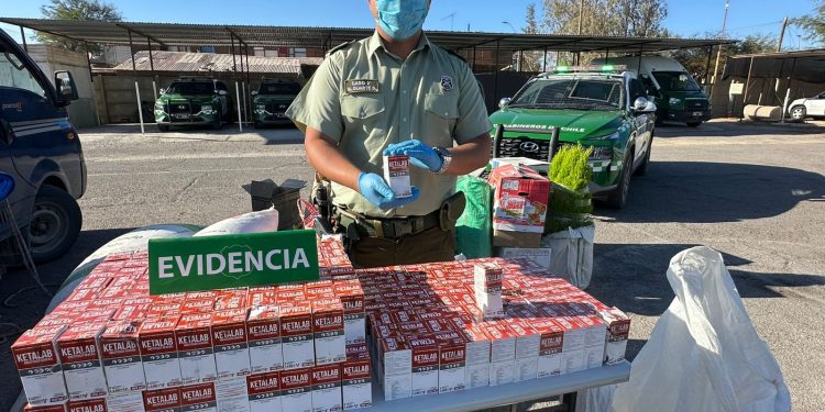 Carabineros de Pozo Almonte incautaron 50 kilos de ketamina y alimentos de contrabando
