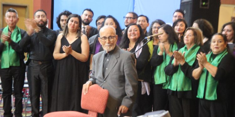 Agrupaciones corales Al Maestro con Cariño: Gustavo Morales y sus 92 años