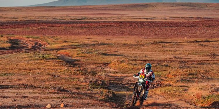 Nacho Cornejo en racha, suma tercer podio consecutivo en el Dakar