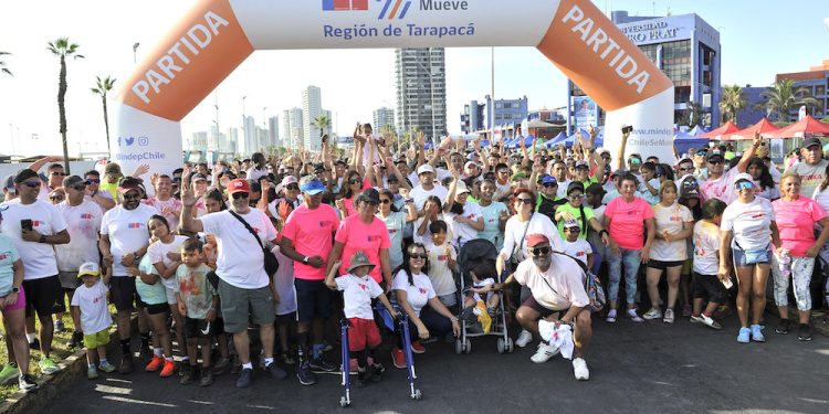 Más de 2 mil 300 personas corrieron a todo color en Iquique