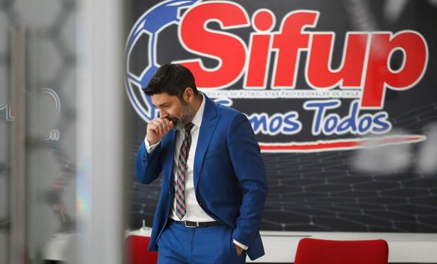Sindicato de Futbolistas Profesionales (SIFUP) anuncia paralización de todo el fútbol nacional