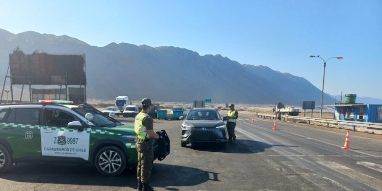 El pasado fin de semana Carabineros incautó drogas, cigarrillos y mercaderías de contrabando