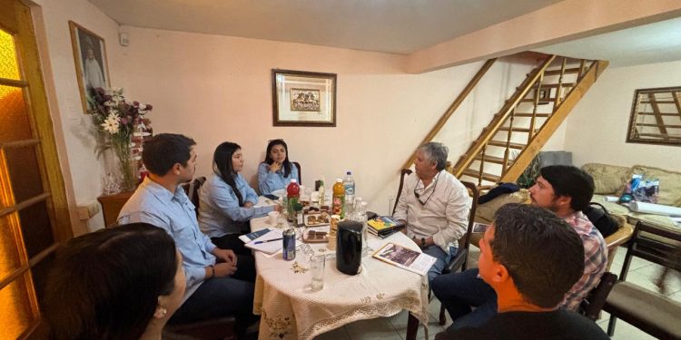 Gremios de Sierra Gorda van tras plan integral de trabajo que reúna la industria, comunidad y minería