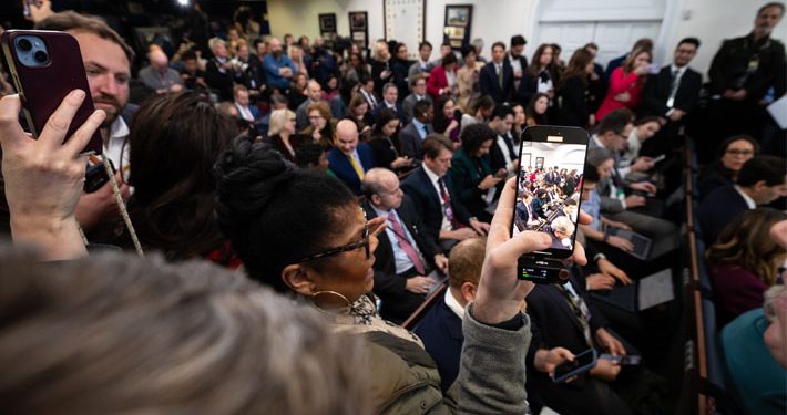La Casa Blanca abre sus puertas a los influencers y podcasters: Tendrán espacio en la sala de prensa