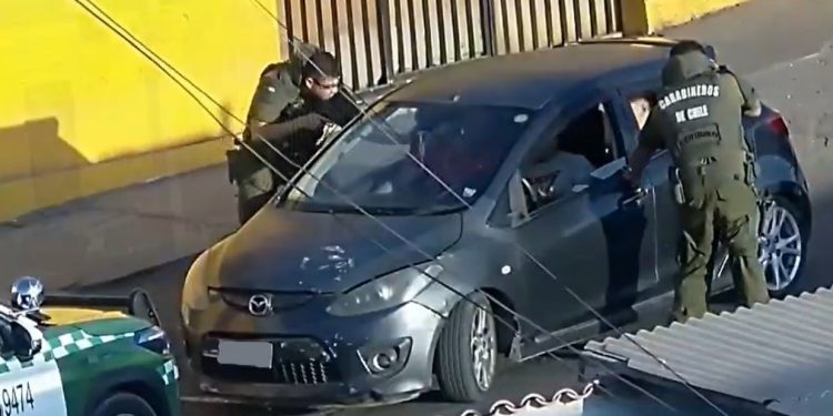Tres detenidos: Disparaban en el centro de Iquique