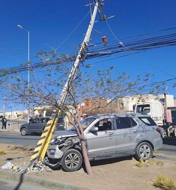 CGE reporta más de 152 postes chocados y más de 128 mil clientes afectados en la región de Tarapacá durante 2024