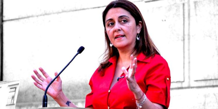 Ministra de Bienes Nacionales no seguirá en su cargo