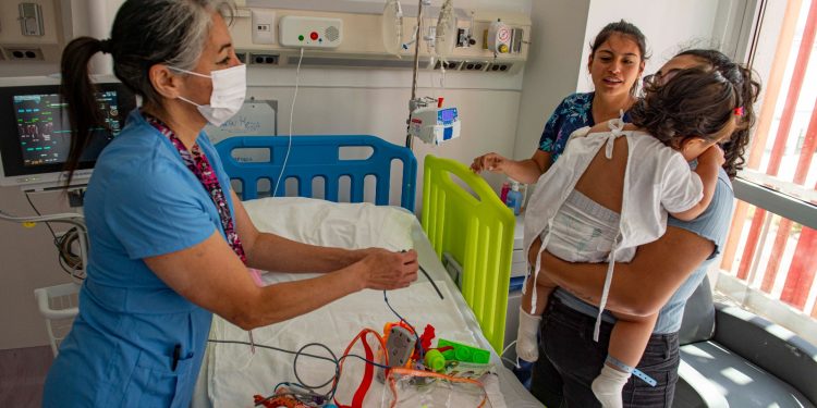 Coordinación (en red) con Hospital Alto Hospicio permite mejorar Pediatría de Hospital Iquique