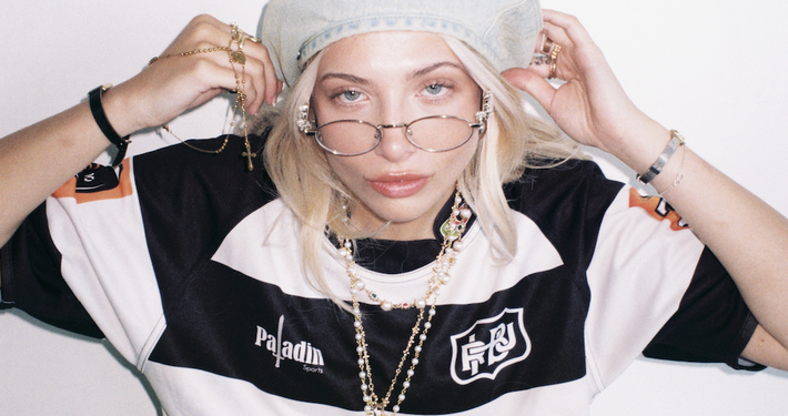 La nueva figura del pop urbano La White Latina, presenta su primer EP: “Todo Lo Que No Dije”