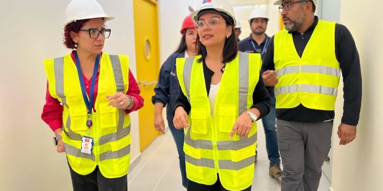 Delegada Presidencial tras visitar obras del Eleam: “En Pozo Almonte estamos cumpliendo con compromiso del Presidente Boric”