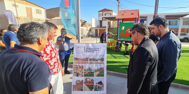MINVU abre a la comunidad plazoleta “Volcán Villarrica” en Alto Hospicio y termina con sitio eriazo que afectaba a los vecinos