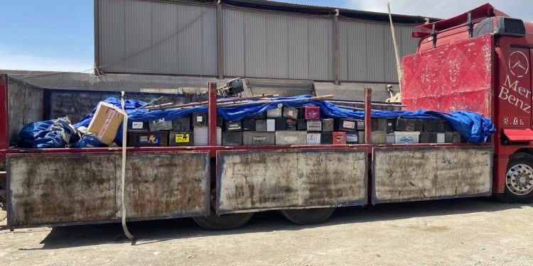 PDI Arica incautó 24 toneladas de baterías en desuso: se detuvo a una mujer por tráfico de residuos peligrosos