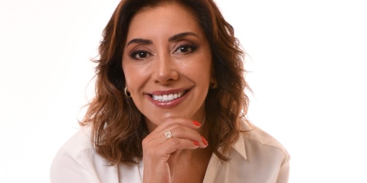 “Carmen Gloria a tu servicio” y “Ahora Caigo” dominan las tardes de la televisión