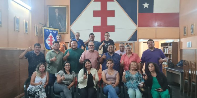 Junta regional de Tarapacá solicita candidatura presidencial de Alberto Undurraga