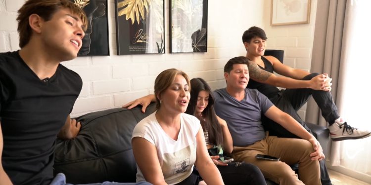 “Mi Nombre Es”: Quién es Brahiron Chávez, el joven imitador de Luis Miguel