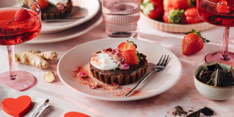 San Valentín: El 49% prefiere celebrar sin salir de casa