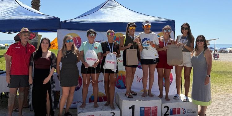 Este fin de semana se disputó torneo de tenis playa en Cavancha