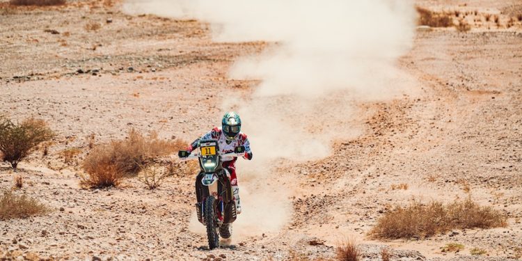 Ignacio Cornejo cierra sólida primera etapa en el Abu Dhabi Desert Challenge 2025
