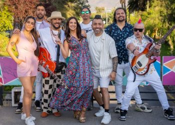 Tomo Como Rey arranca el 2025 con nueva versión de “A lo mejor” junto a Daniela Castillo