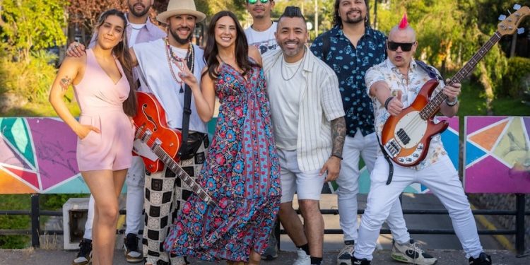 Tomo Como Rey arranca el 2025 con nueva versión de “A lo mejor” junto a Daniela Castillo