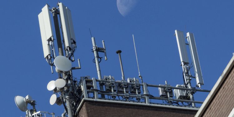 Por qué fallaron los celulares durante el masivo corte de luz
