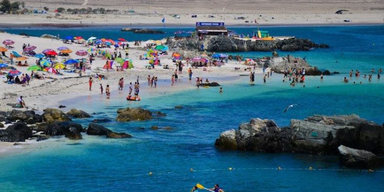 Bahía Inglesa invita a su Festival de Gastronomía 2025