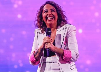 Chiqui Aguayo triunfó nuevamente en el Festival de Viña del Mar: Recibió todos los galardones