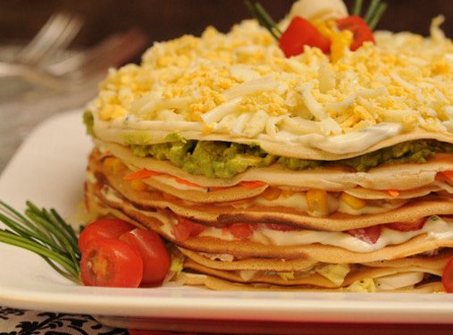 ¿Cómo hacer Torta de Panqueques Salada?