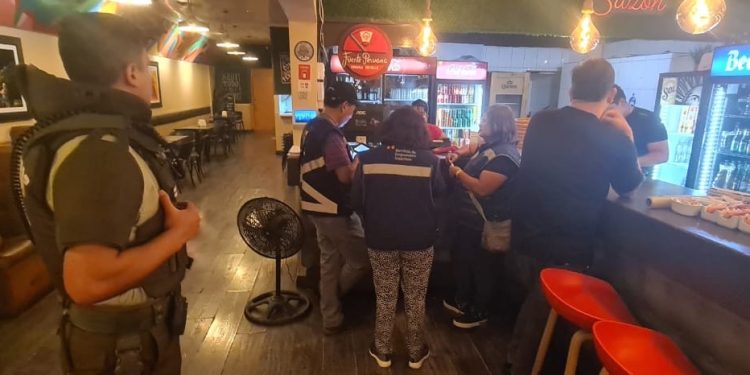 Con prohibición de funcionamiento quedó Club Náutico tras nocturna fiscalización