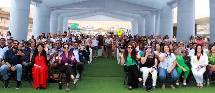Tarapacá conmemora el Día Internacional de la Mujer con emotivo acto en Alto Hospicio