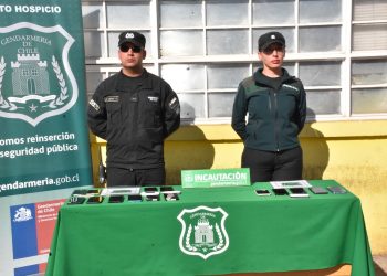 Gendarmería incauta armas, celulares y droga en cárcel de Alto Hospicio