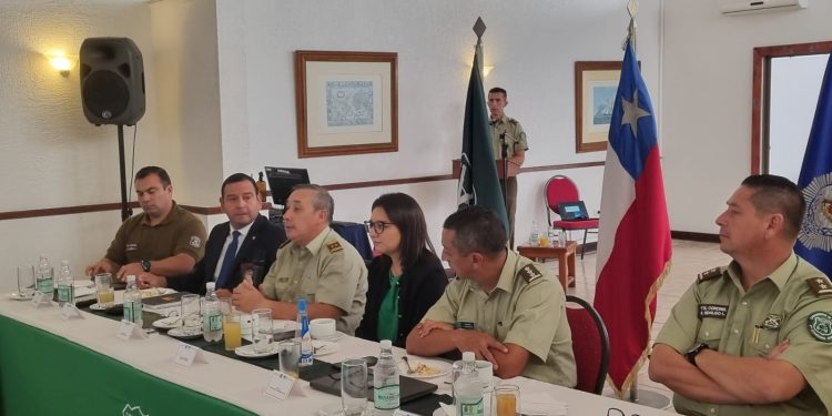 Carabineros y PDI realizaron jornada de colaboración interinstitucional