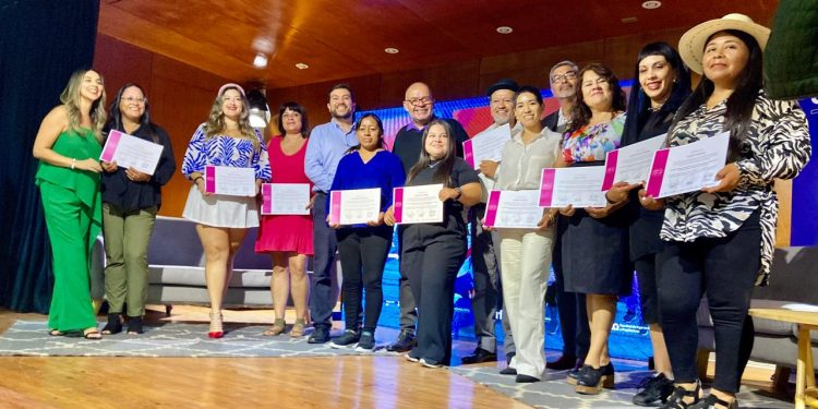 Emprendedoras y autoridades lanzaron Mes de la Mujer