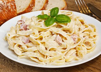 ¿Cómo hacer Pasta con Albahaca y Queso?