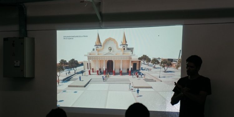 Comunidad define diseño del proyecto de restauración de la explanada de La Tirana